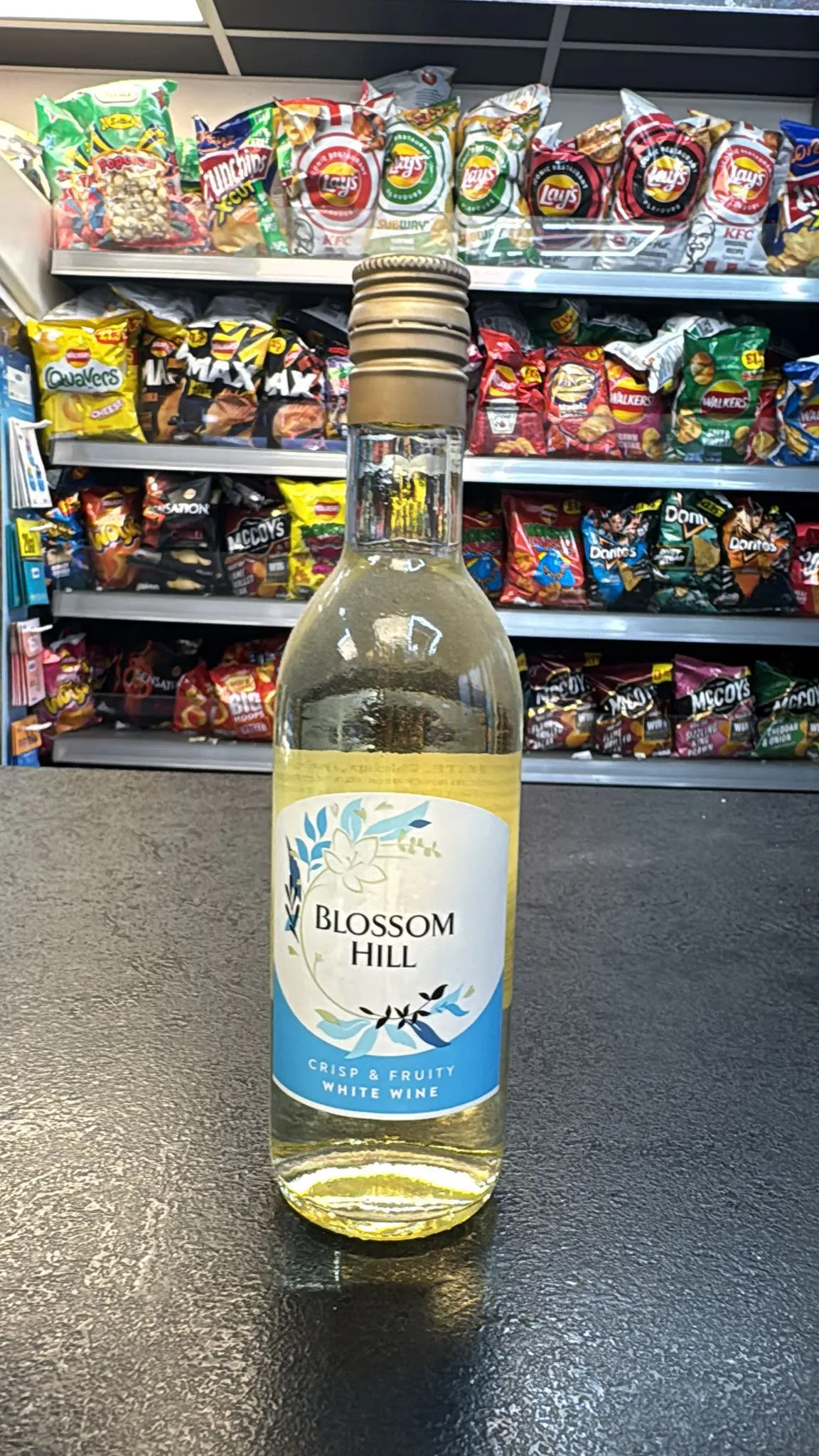 Blossom Hill Crisp & Fruity 200ml